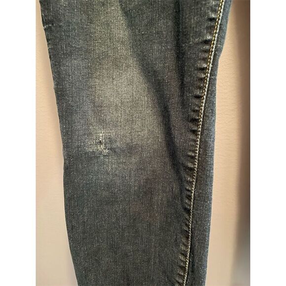 Women's Blue Jeans - Picture 3 of 14